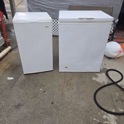 MINI FRIDGE& A DEEP FREEZER FOR CHEAP