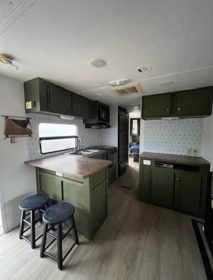 29ft Travel Trailer