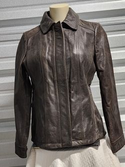 Eddie Bauer Women's Leather Jacket 