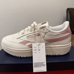 Reebox Club C Double Revenge Women’s Size 7 (New)