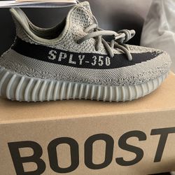 Yeezy Boost 