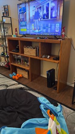 Wooden Tv Stand 