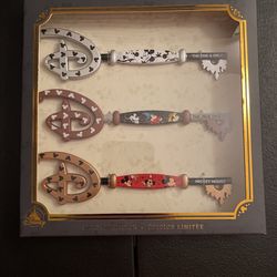  Disney Mickey Special Edition Keys 