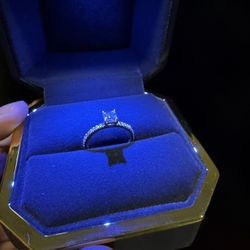 Lab-Grown Diamond Engagement Ring - 0.64 ct VVS2, 14K White Gold Pavé Setting (IGI Certified)