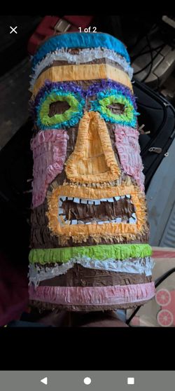 Tiki pinata