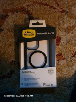 OtterBox commuter Clear/black iPhone 17/18s