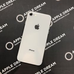 iPhone  8 