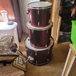 Drum Set With Snare 