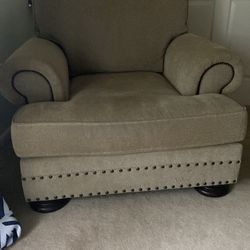 Chairs (2)  “ Bernhardt “ and Bernhardt couch 🛋️