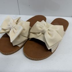 Women Sandal Size 8