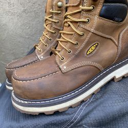 KEEN MEN'S CINCINNATI 6" WATERPROOF WORK BOOTS - CARBON TOE  ( SIZE 9.5 D MENS)