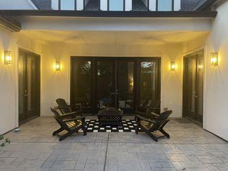 4 Adirondack Chairs Plus Fire Pit and Cover  Plus Rug 