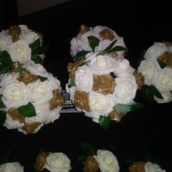 Wedding Bouquets, Boutonnieres And Corsages