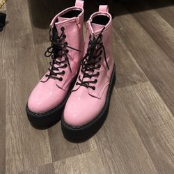 STEVE MADDEN BUBBLE GUM PINK BOOTS
