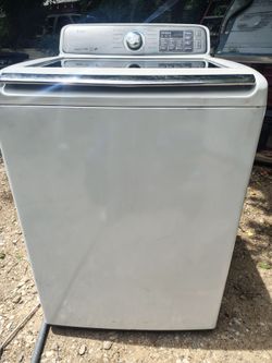 Samsung washer works great asking 170 or best offer can deliver for small fee