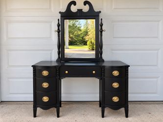 Vintages Dixie Furniture Vanity with Mirror – Refinished Black & Gold