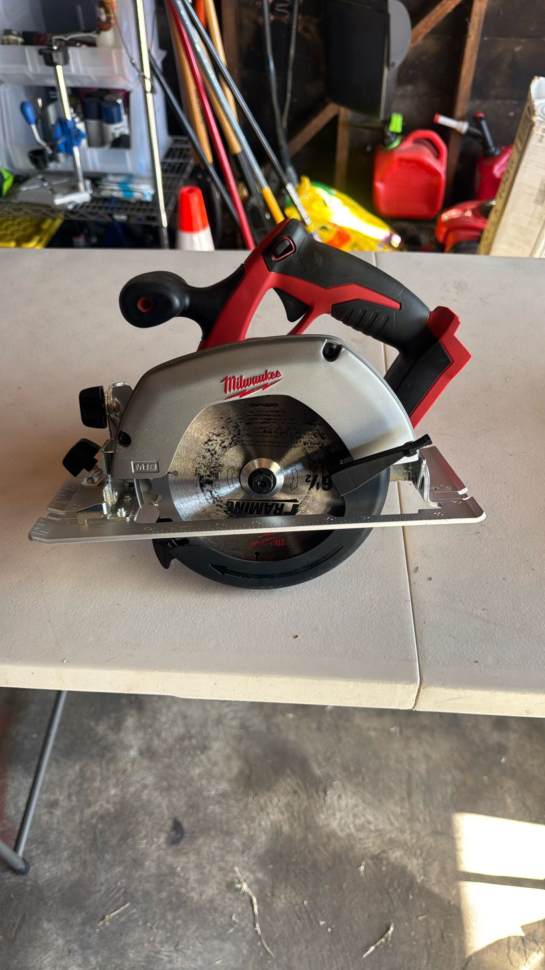 Milwaukee Circular Saw M18 