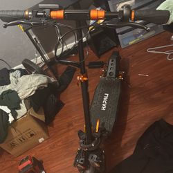 700$ Scooter For 400$!!! Goes 31mph!!!!