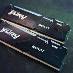 Kingston Fury Beast 16gb 2x8 Kit 5600MT/s RGB CL40