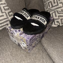 women designer sandals/slides