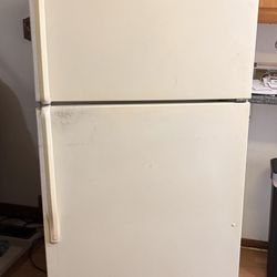 Refrigerator   