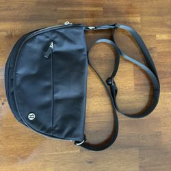 Lululemon All Night Festival Bag Micro 2L
