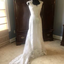 New Vintage Inspired Wedding Gown Intricate Lace Size 6 