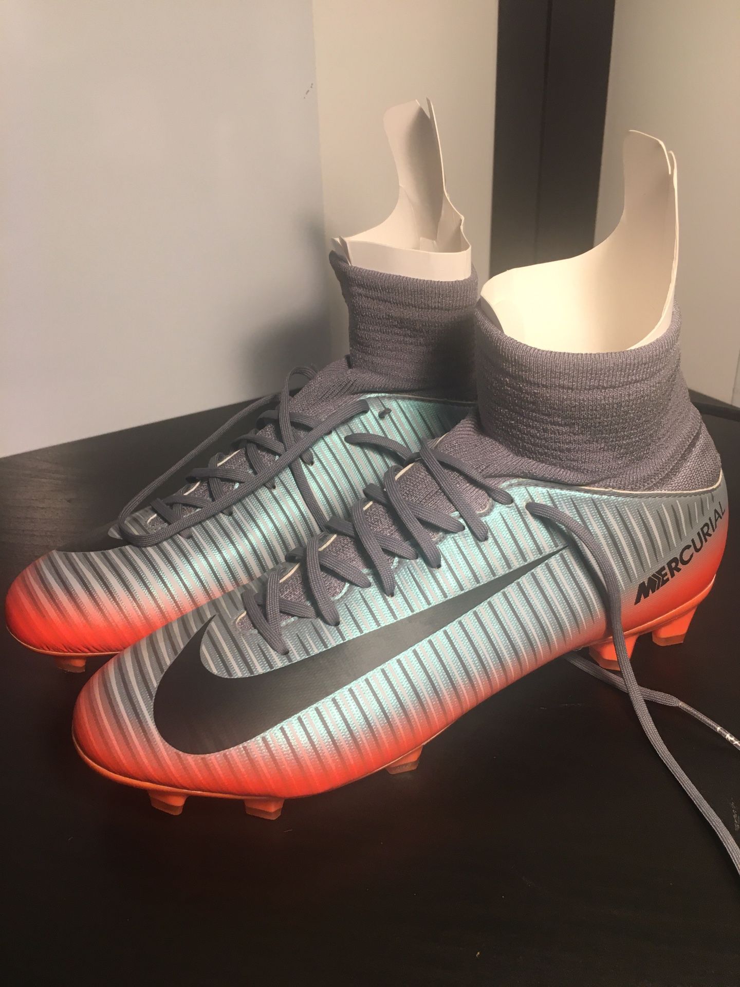 Mercurial v CR7 4.5y kids
