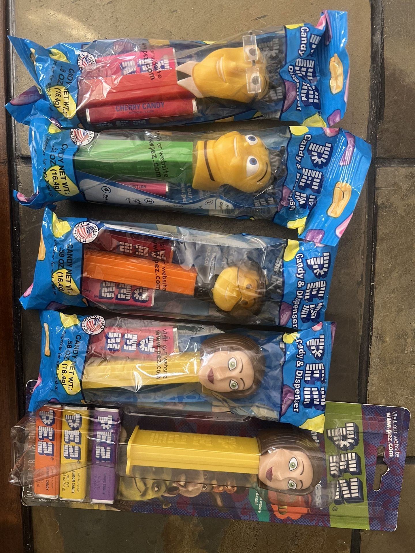 765 Assorted Pez Dispensers.