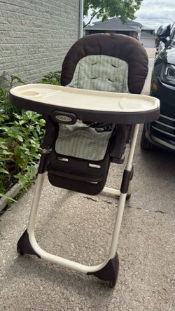 Baby High Chair check more pictures firm price $25