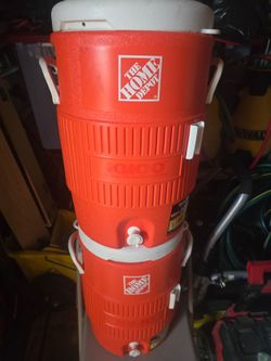 2 Igloo 5 Gallon Water Cooler New - Dos Yeleras igloo nuevas