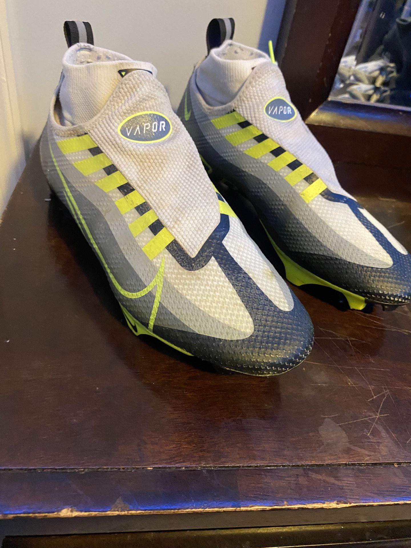 Nike Vapor Edge Pro 360 Cleats - Football
