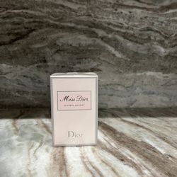 perfume/cologne 