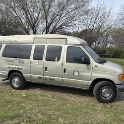 2006 Ford E-350