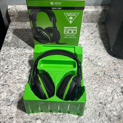Turtle Beach Headphones - Stealth 600 - Xbox One