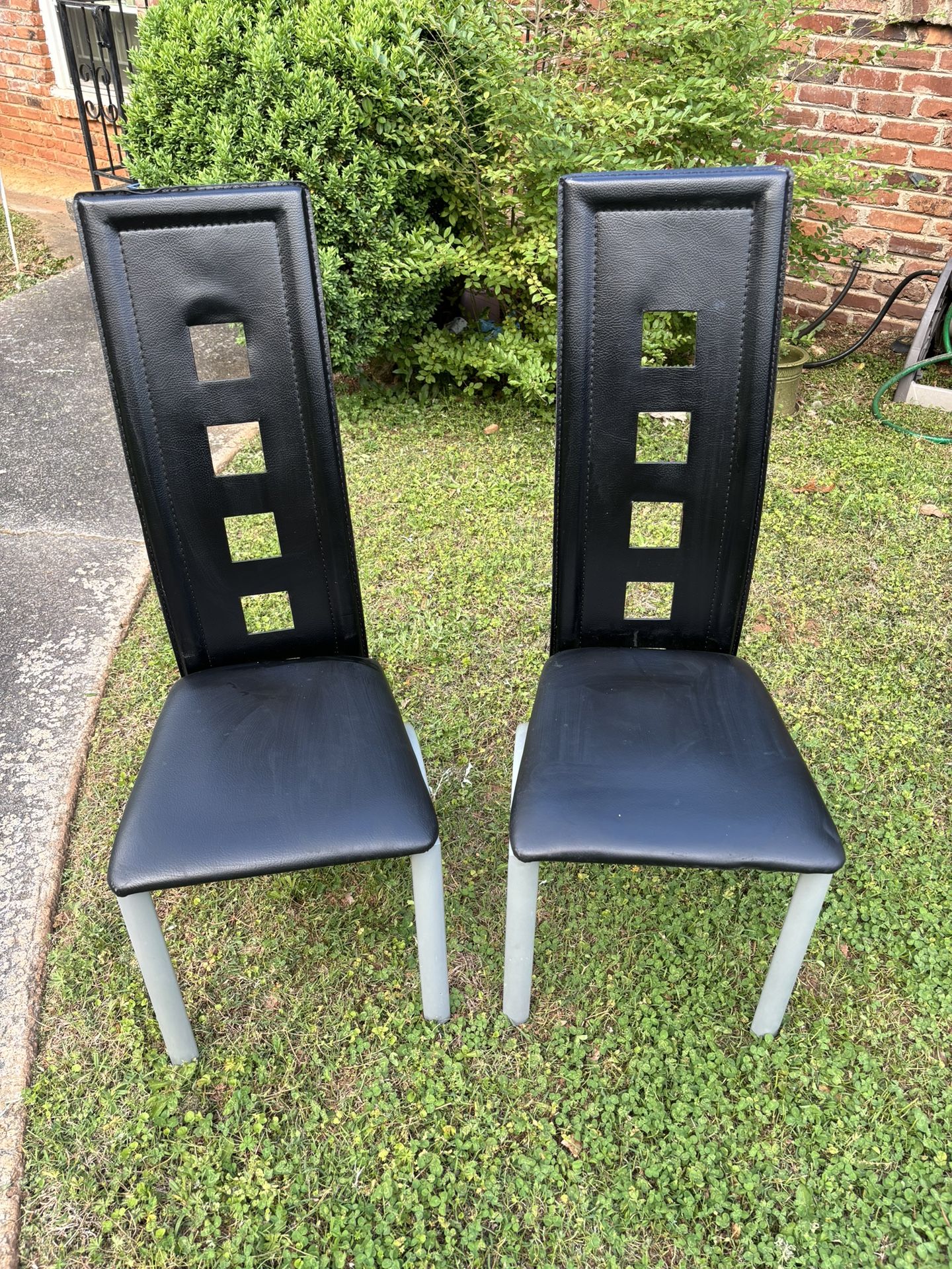 4 Black Kitchen Chairs