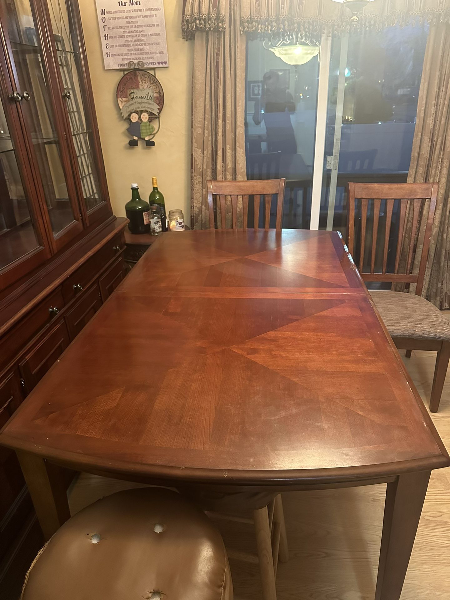 Dining Table Set w/ Leaf + 6 Chairs + Glass Top – Must Sell Fast