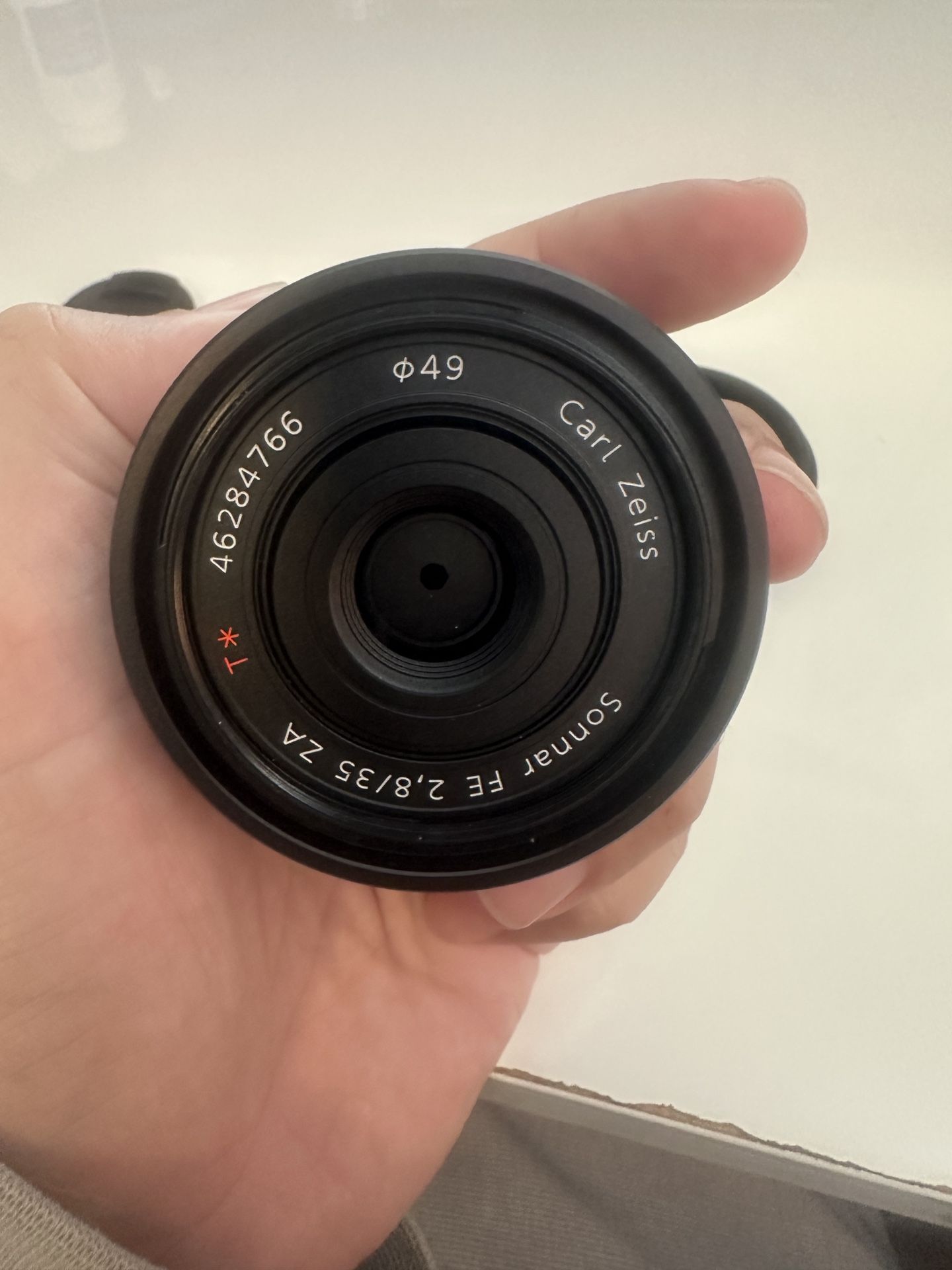 Sony 35mm F2.8 Sonnar T FE ZA Full Frame Prime Fixed Lens