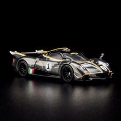 Hot wheels RLC Exclusive ‘21 Pagani Huayra R - Will Ship on Arrival