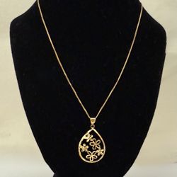Real 18K Gold Teardrop flower Necklace