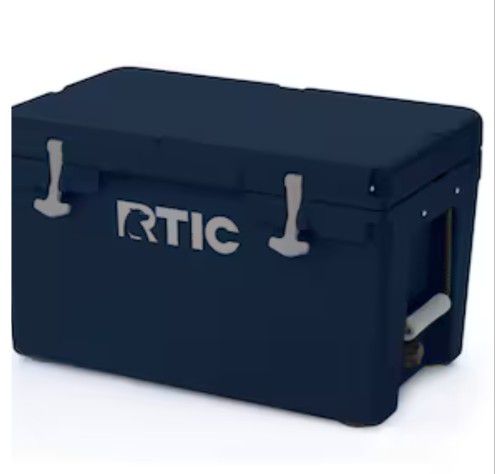 RTIC  CHEST OUTDOOR COOLER 