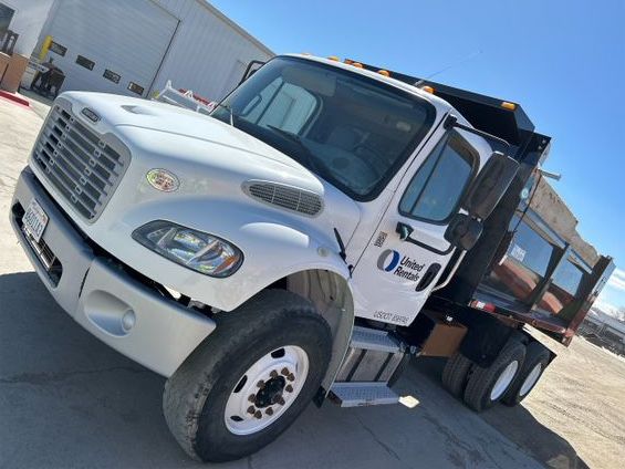 2019 FREIGHTLNR M2 106 DUMP