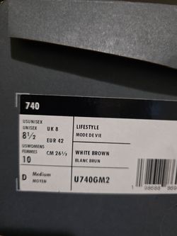 New Balance Men shoe