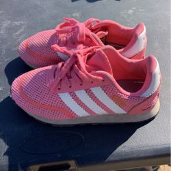 Adidas shoes size  12k for kids