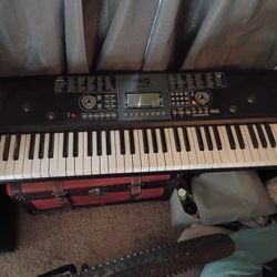 Electric Keyboard 