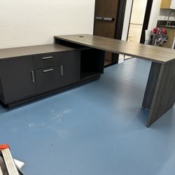 L Shaped Office Executive Desk with Filing Cabinet & Storage