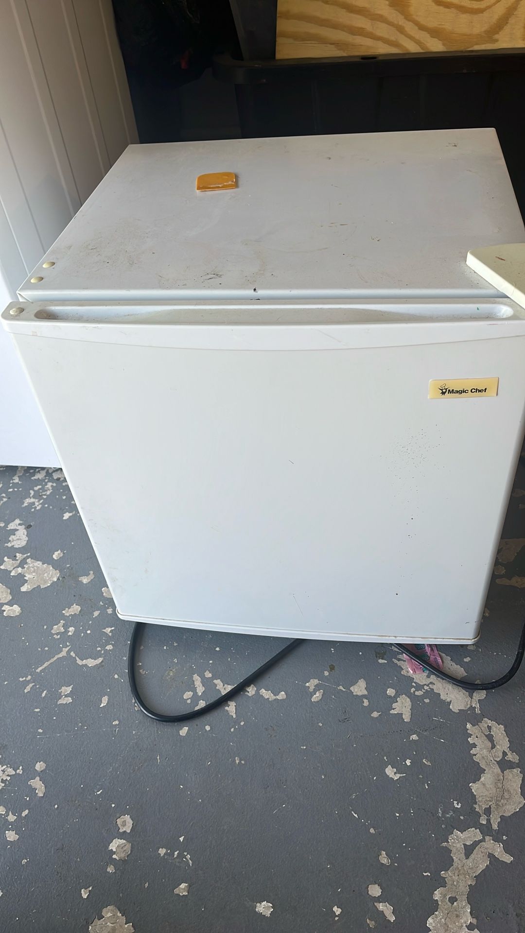 mini fridge