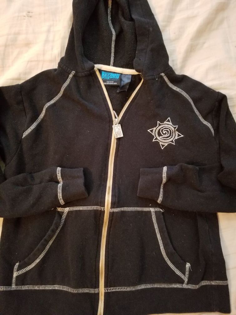 OFFICIAL BLIZZARD ENTERTAINMENT GEAR HEARTHSTONE HOODIE