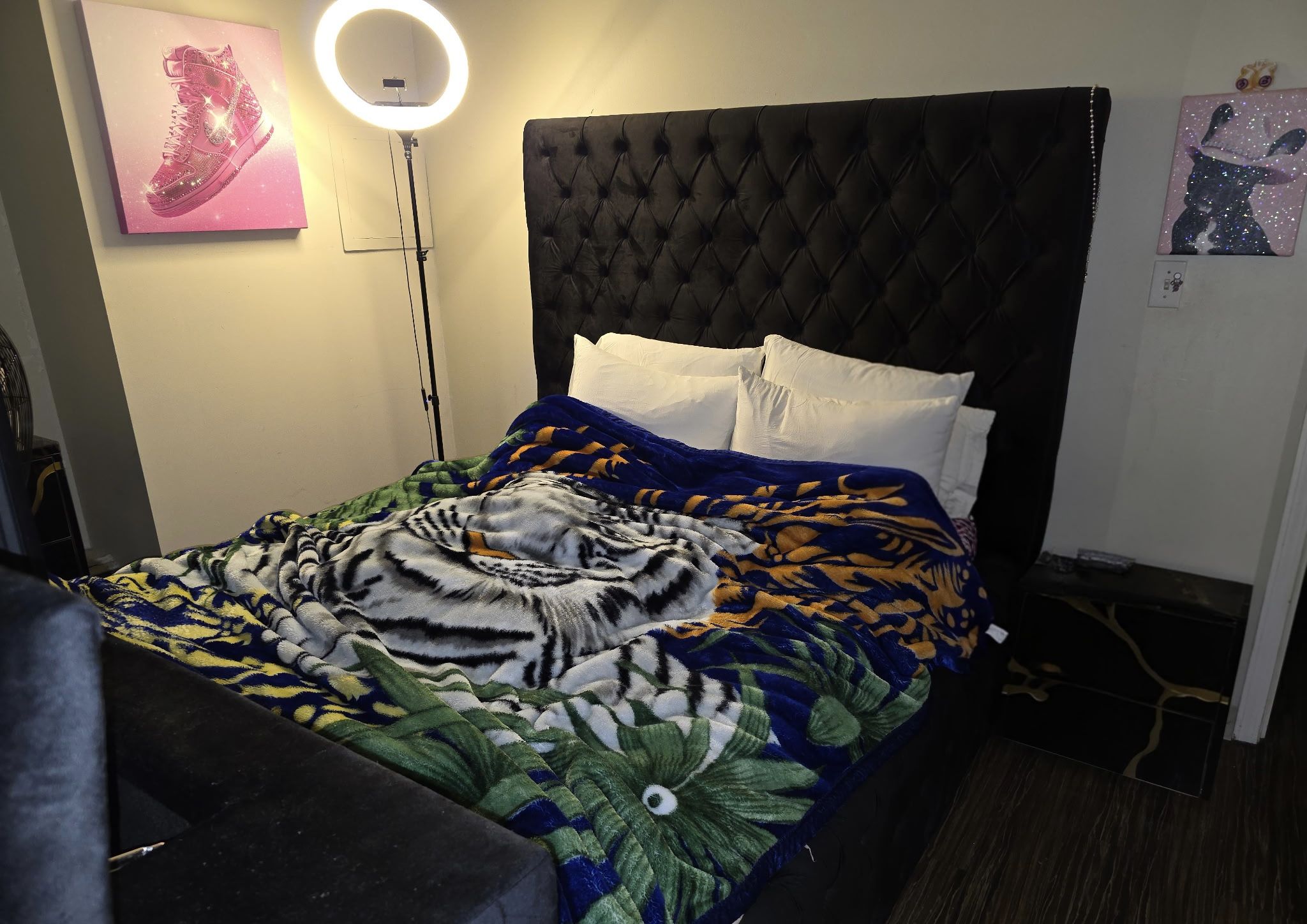 Queen Size Bedroom Set For Sale