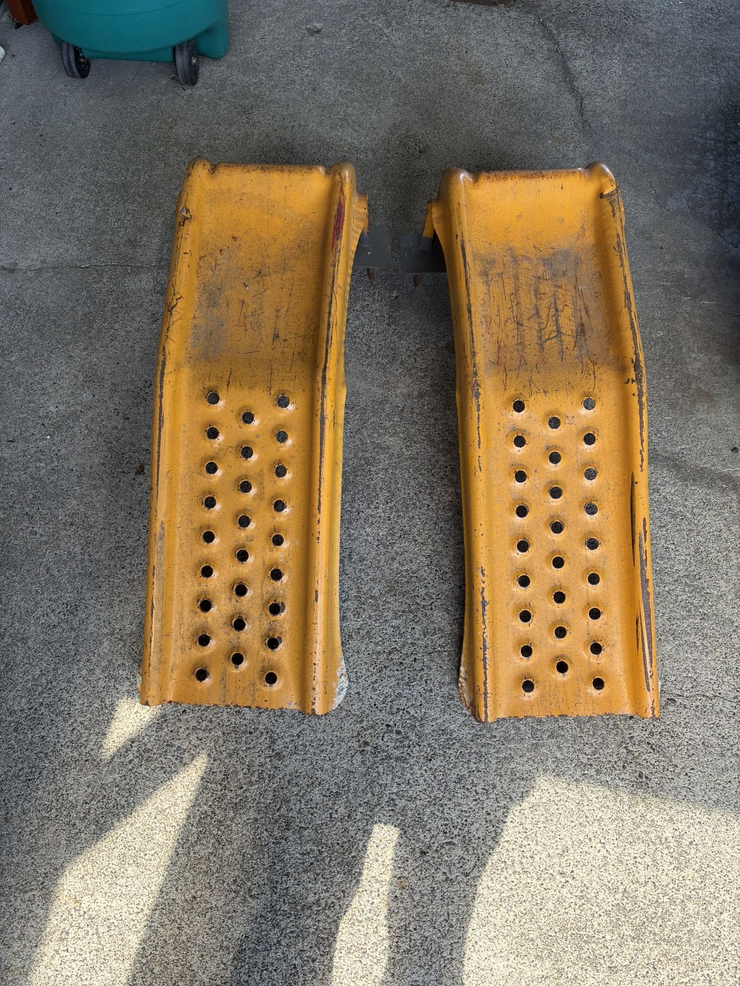 Truck/Motorhome Ramps